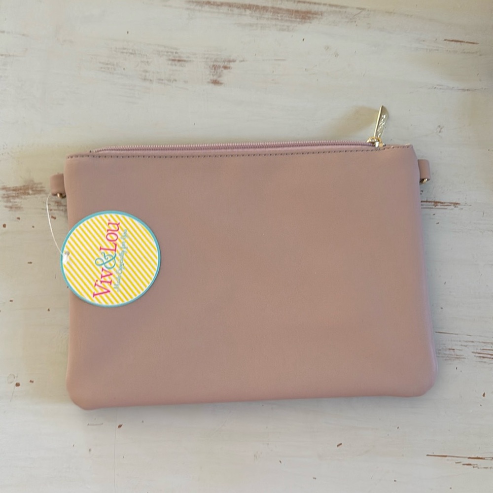 Viv &‎ Lou Wristlet